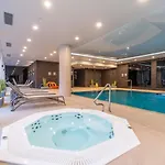 Apartmán Fenomen - Premium Park & Sea, Nadmorskie Tarasy Free Parking, Swimming Pool, Sauna And Other! Kolobřeh